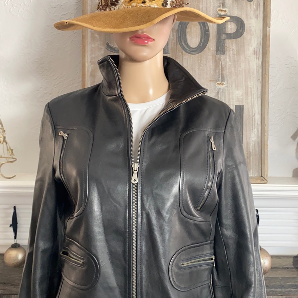 Gorgeous Kenneth Cole Leather Moto Jacket